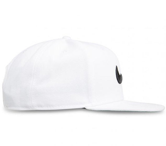 NIKE SWOOSH PRO FLAT PEAK CAP